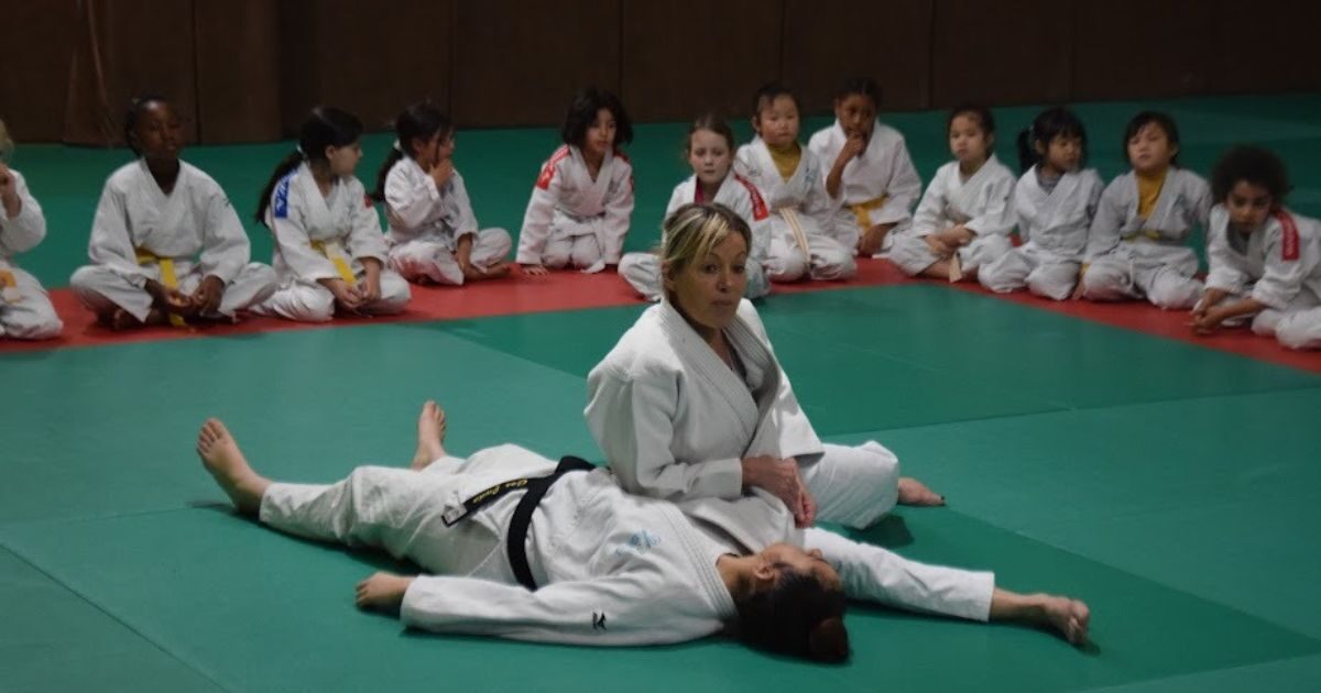 tatami-au-feminin-cos-judo-cecile-nowak