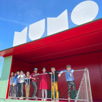 enfants au musee mumo