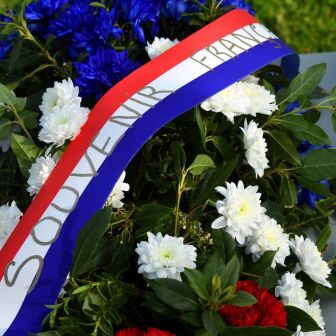 commemoration_fleurs