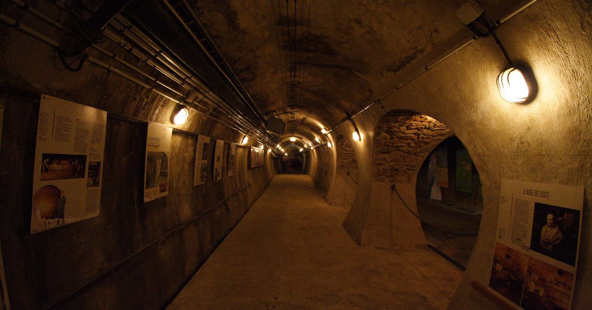 intérieur musée des égouts de paris